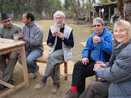 Pause népali tea avec le directeur d'un collége